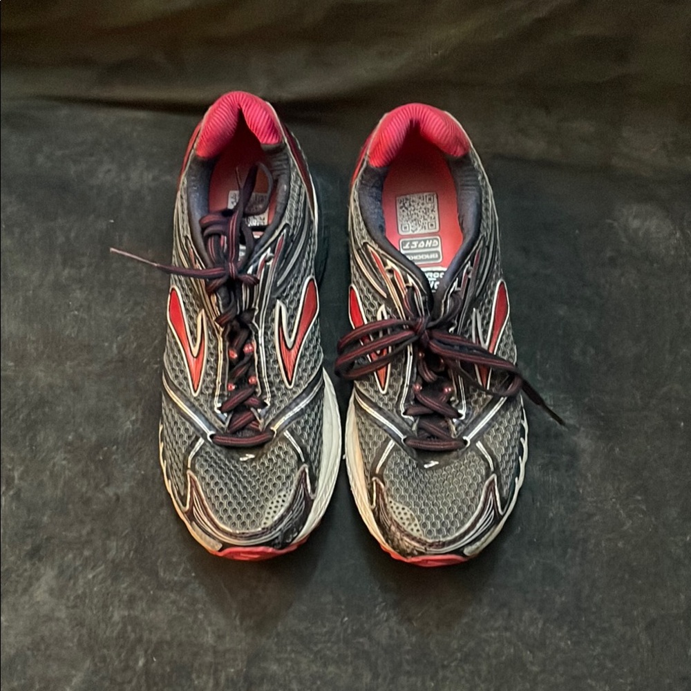 Brooks Gray and Pink Running Shoes